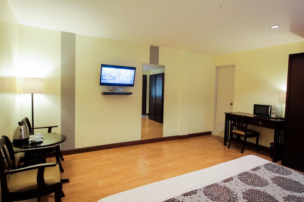אנגלס Garden View Hotel מראה חיצוני תמונה